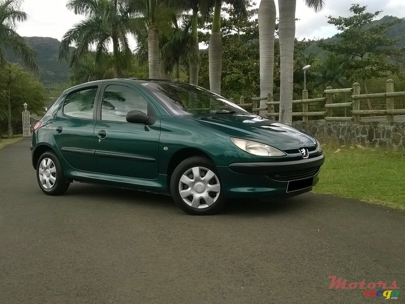 2001' Peugeot 206 Fil l'air sport photo #1