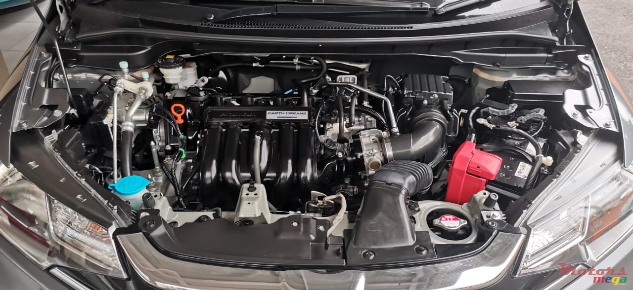 2019' Honda Fit photo #4