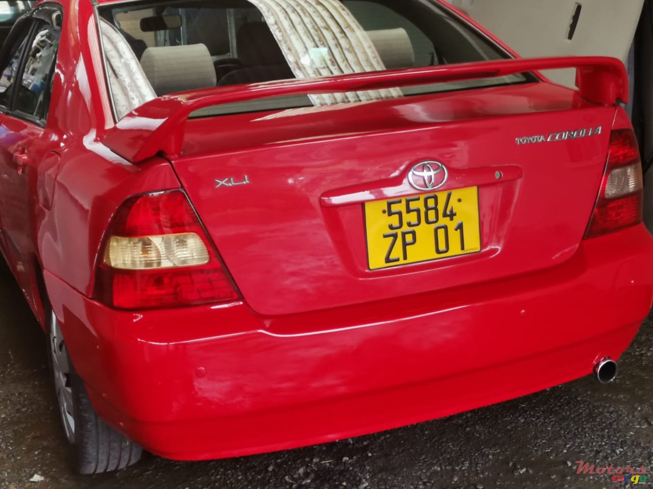 2001' Toyota Corolla NZE photo #3