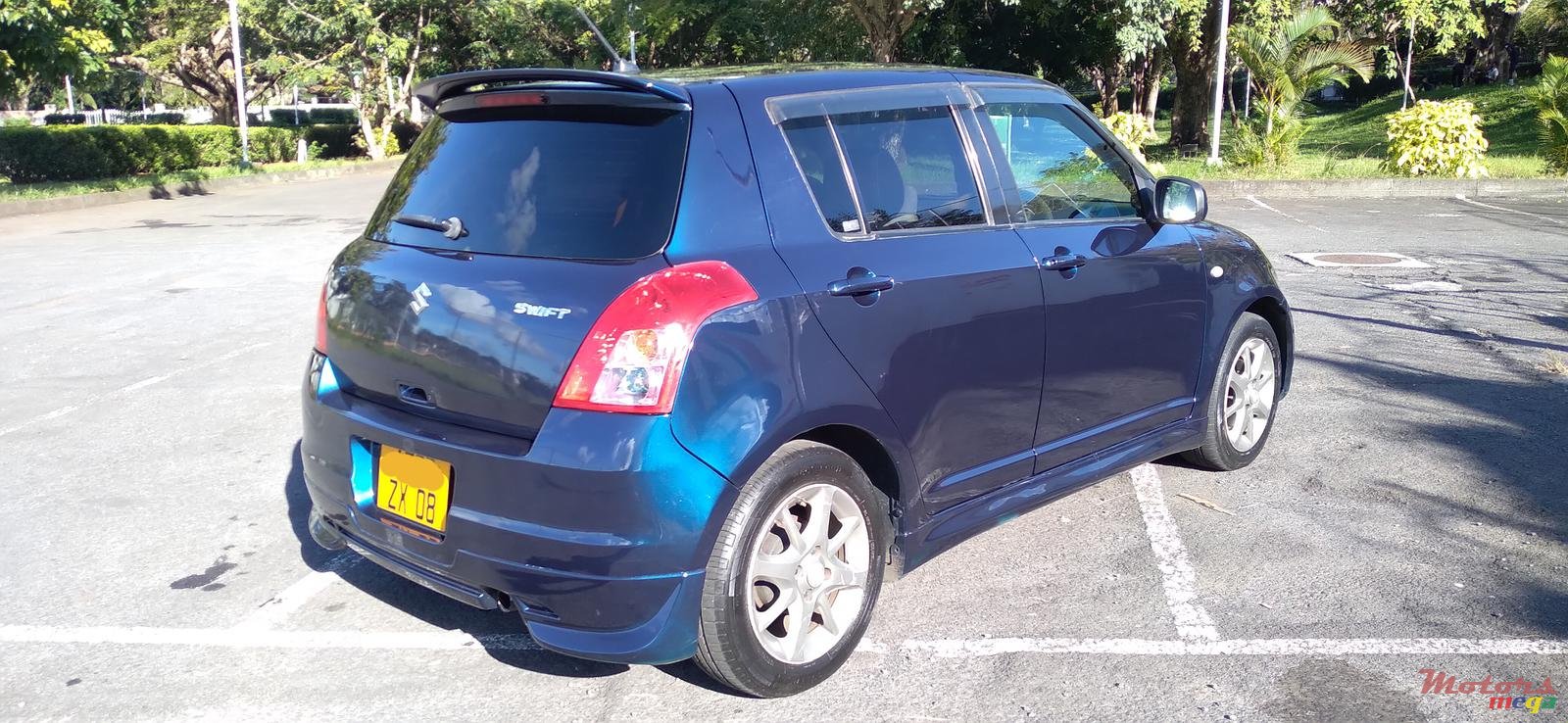 2008' Suzuki Swift photo #3