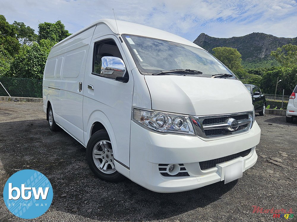 2019' Van Hool HIGER H5C photo #1