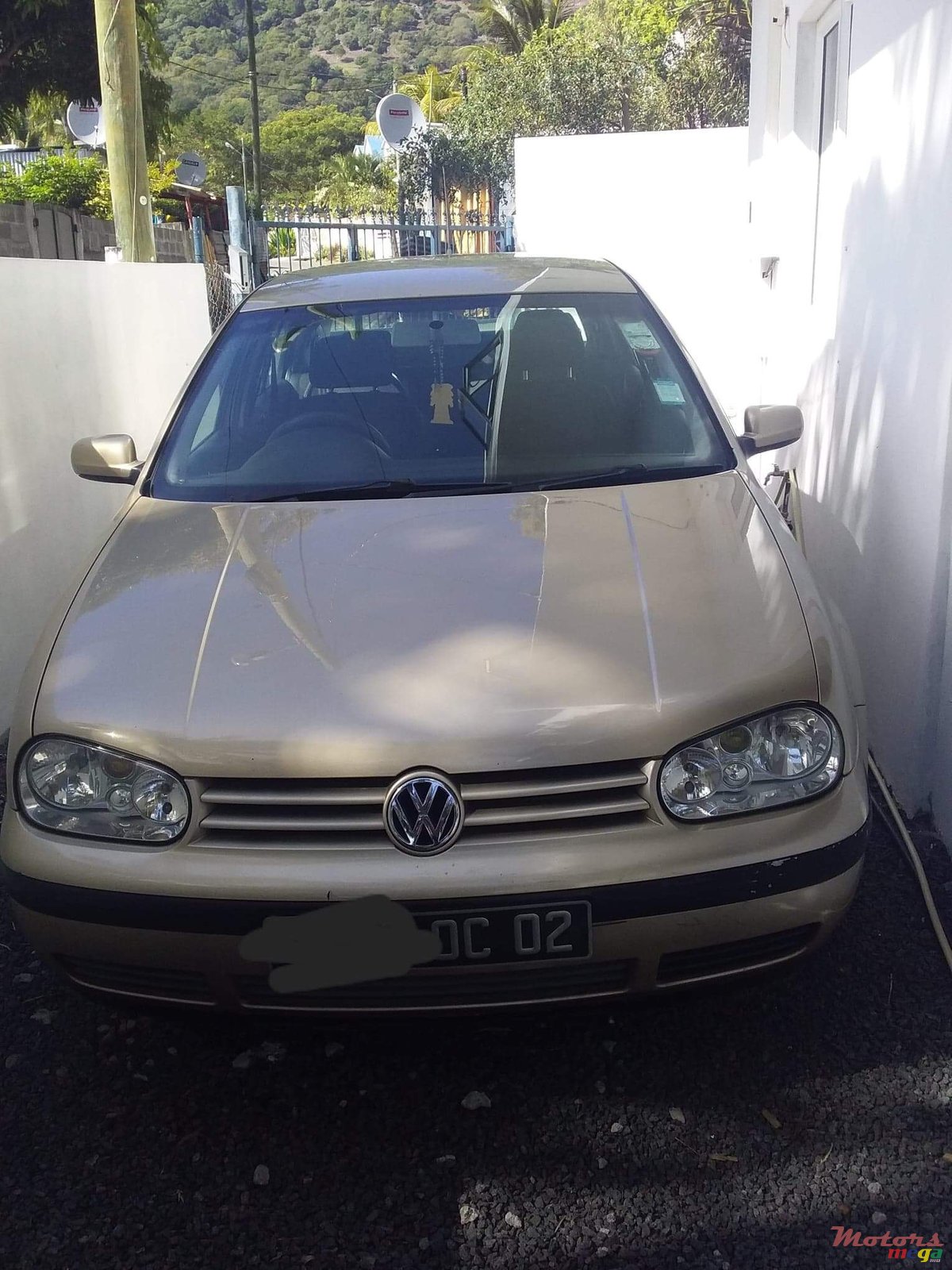 2002' Volkswagen photo #1