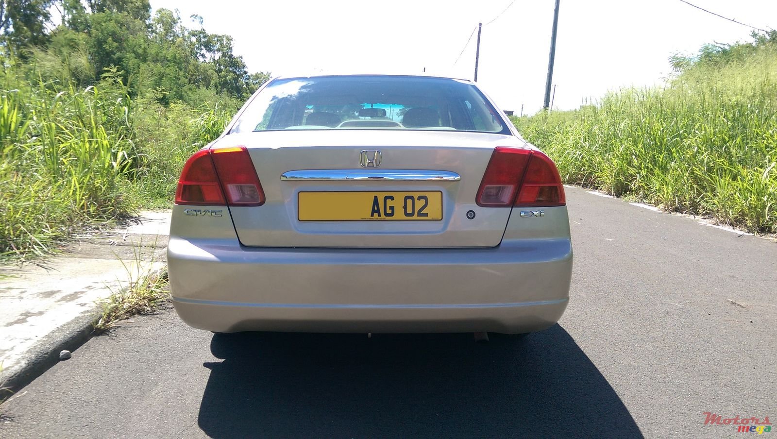 2002' Honda Civic EXI photo #3