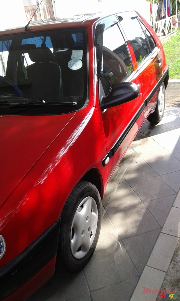 1999' Citroen Saxo photo #2