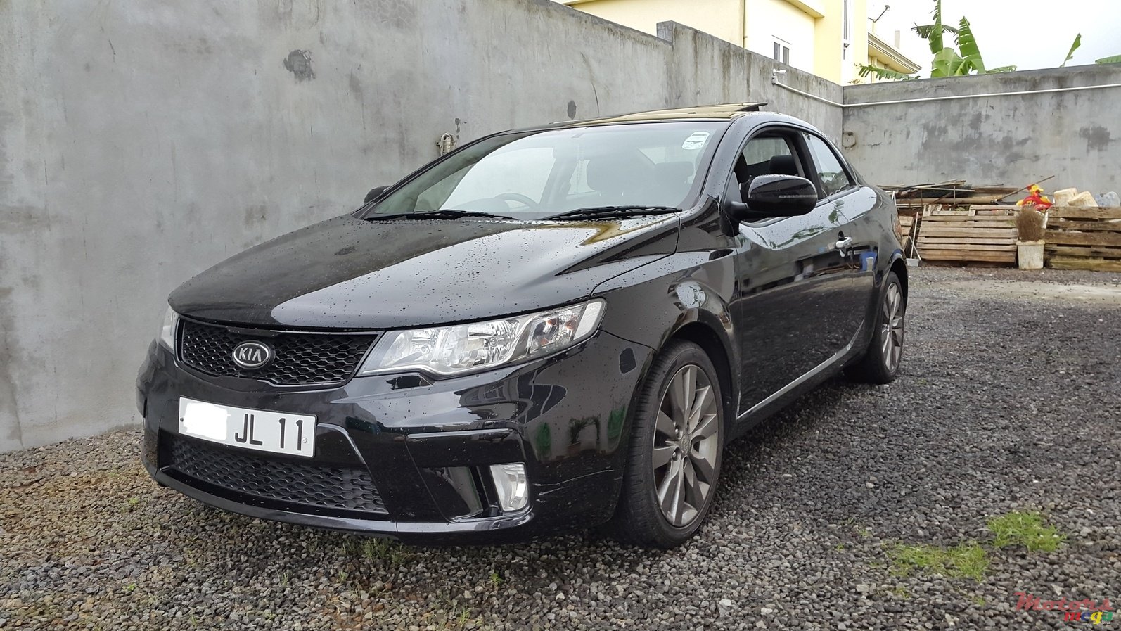 2011' Kia Koup photo #1