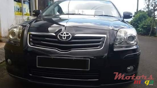 2007' Toyota Avensis photo #1