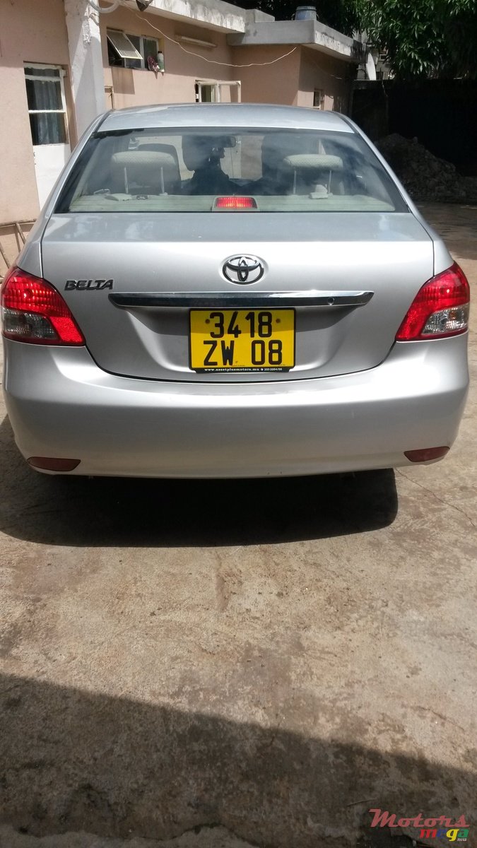 2008' Toyota Yaris BELTA photo #1