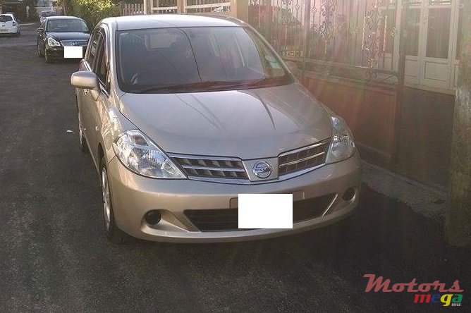 2008' Nissan Tiida H/Back New model photo #1