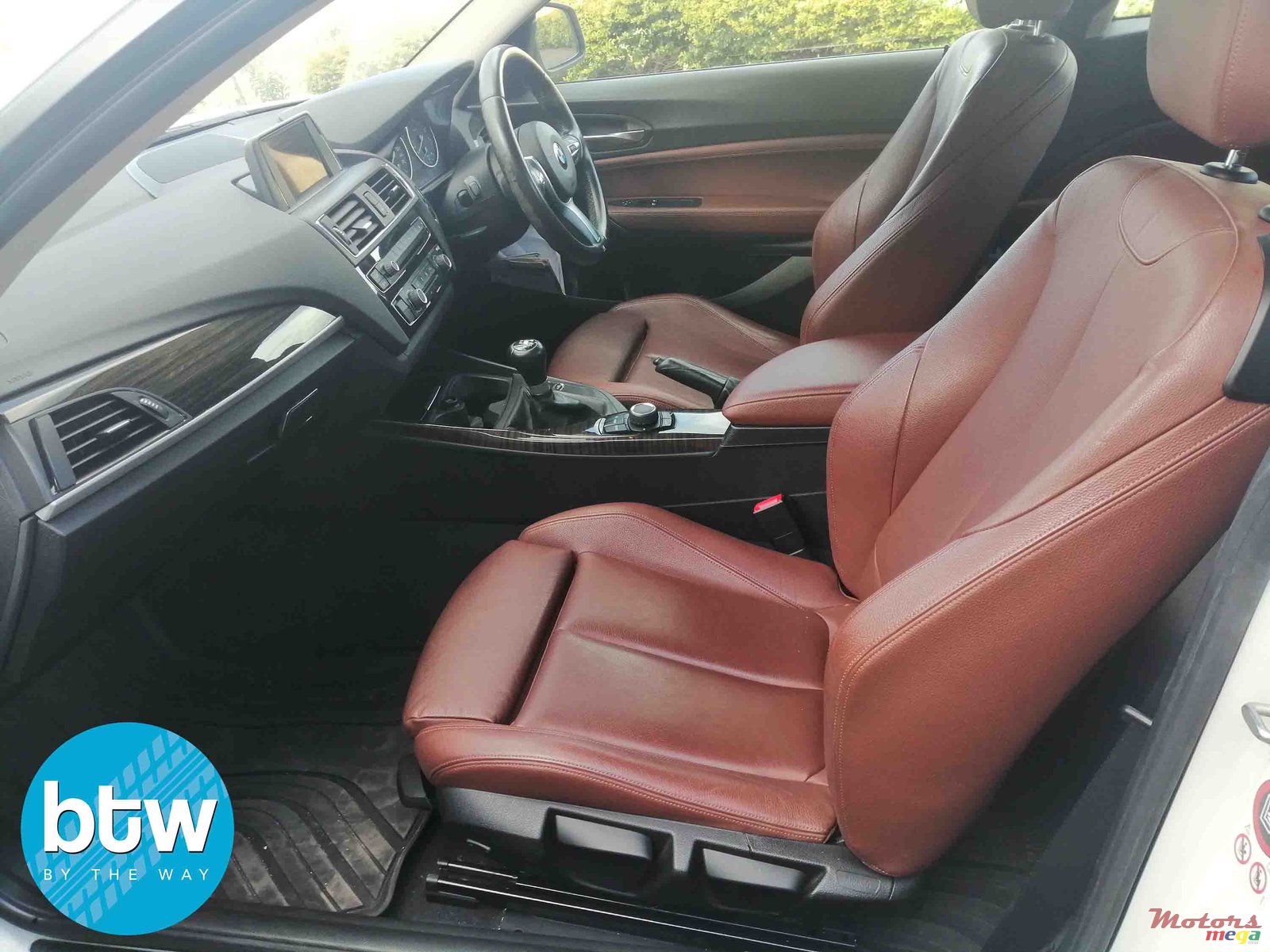 2016' BMW 2 Series 218i Coupe (F22) photo #5