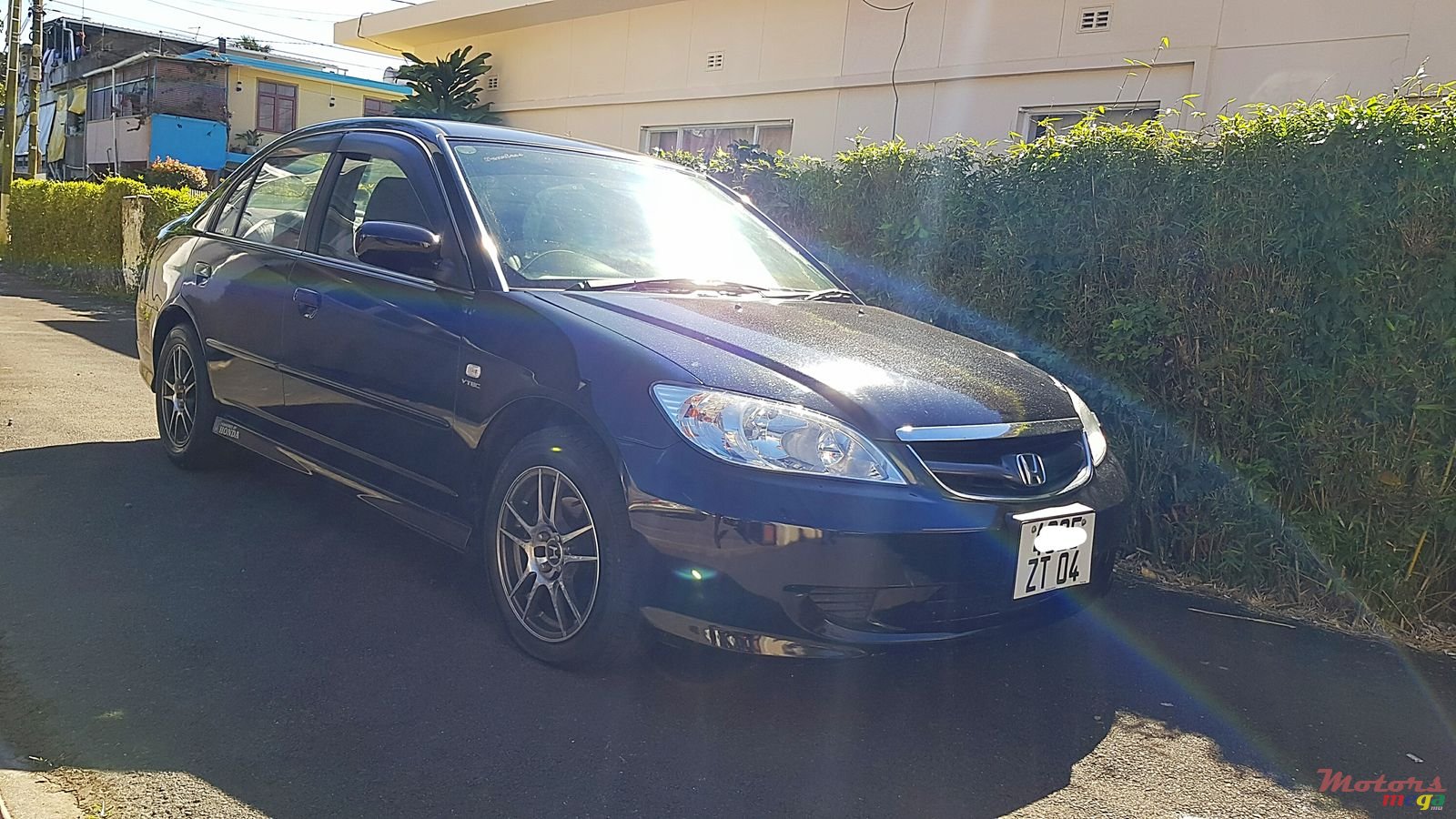 2004' Honda Civic V-tec photo #1