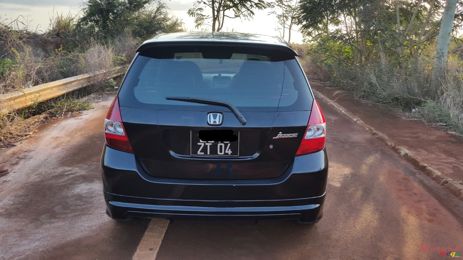 2004' Honda Jazz photo #2