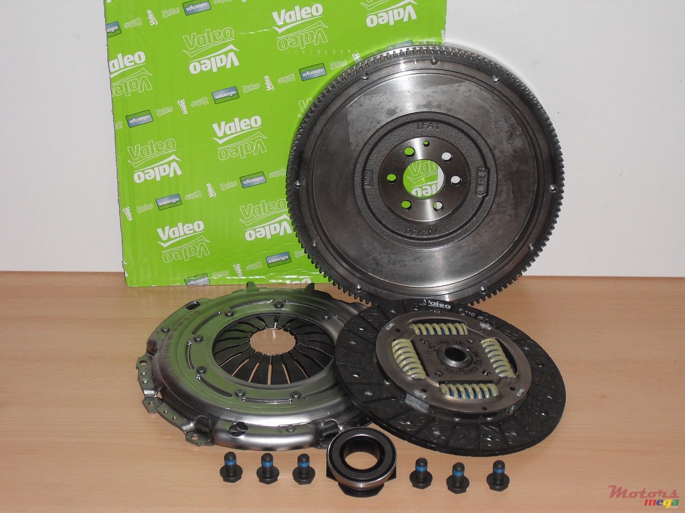 2004' Volkswagen Golf IV photo #1