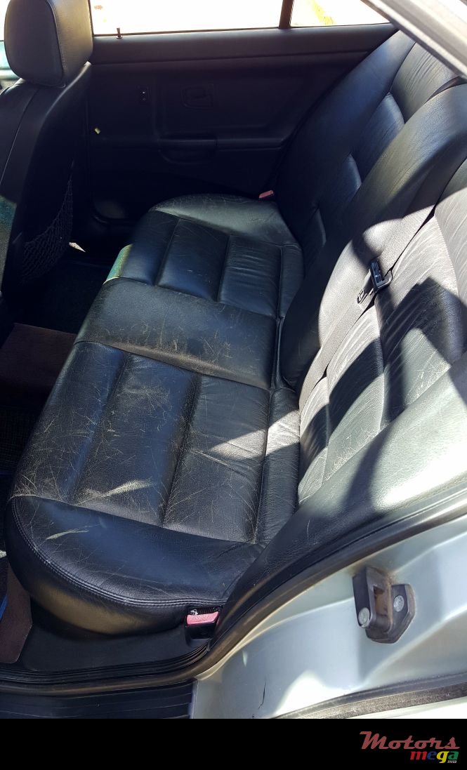 1998' BMW 318 E36 318i photo #5