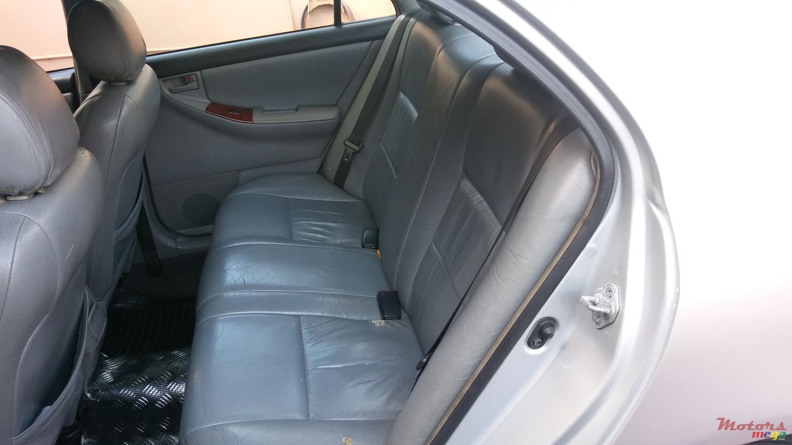 2001' Toyota Corolla photo #6