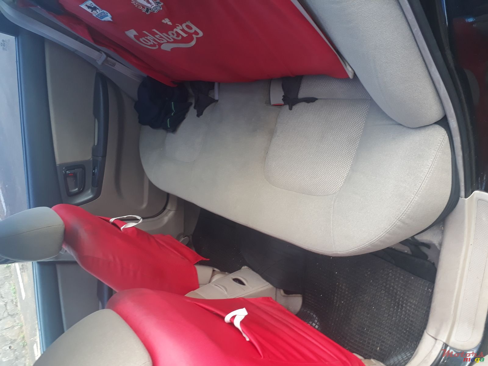 2004' Kia Cerato Sports photo #1