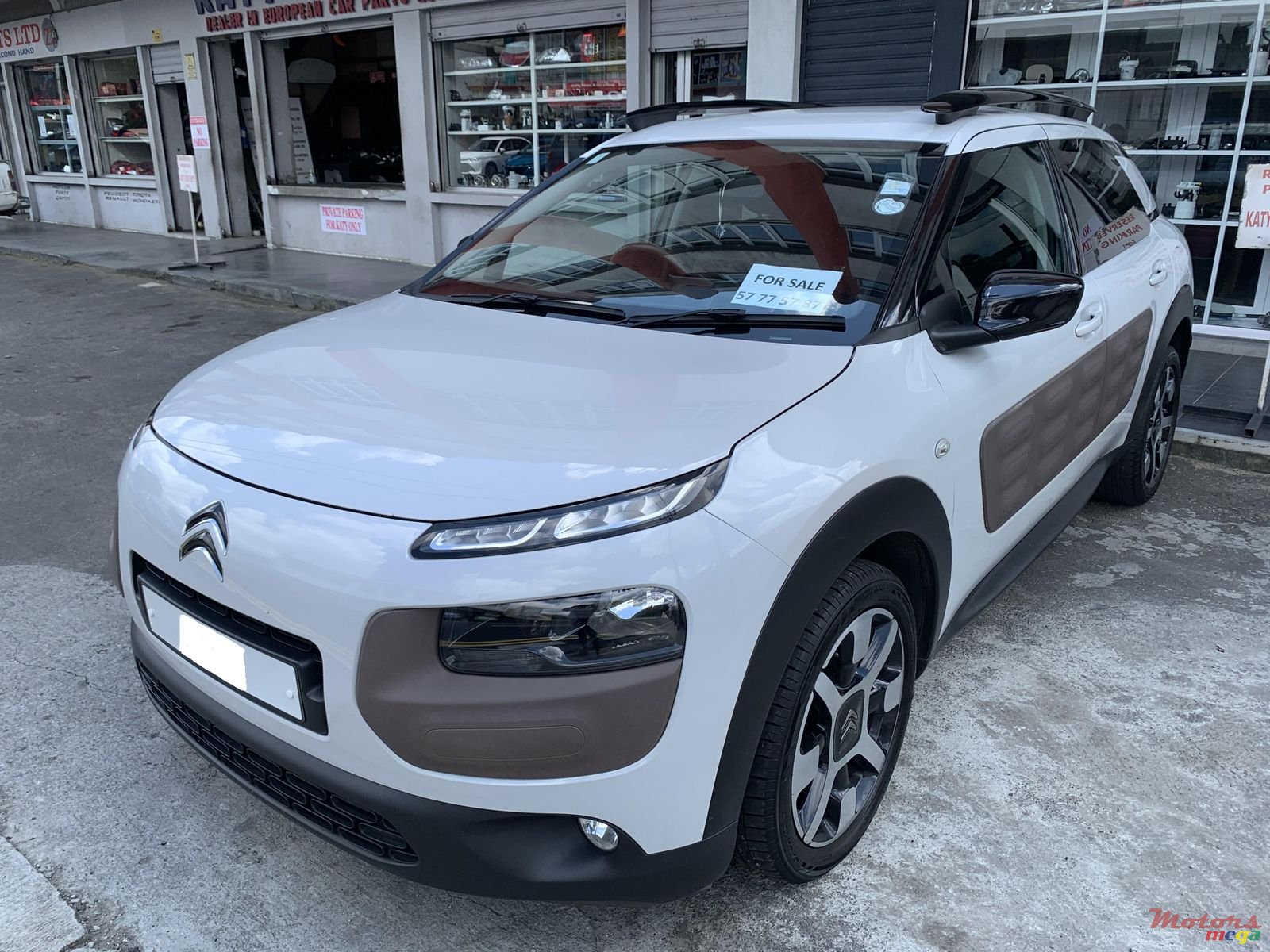 2016' Citroen Cactus photo #1