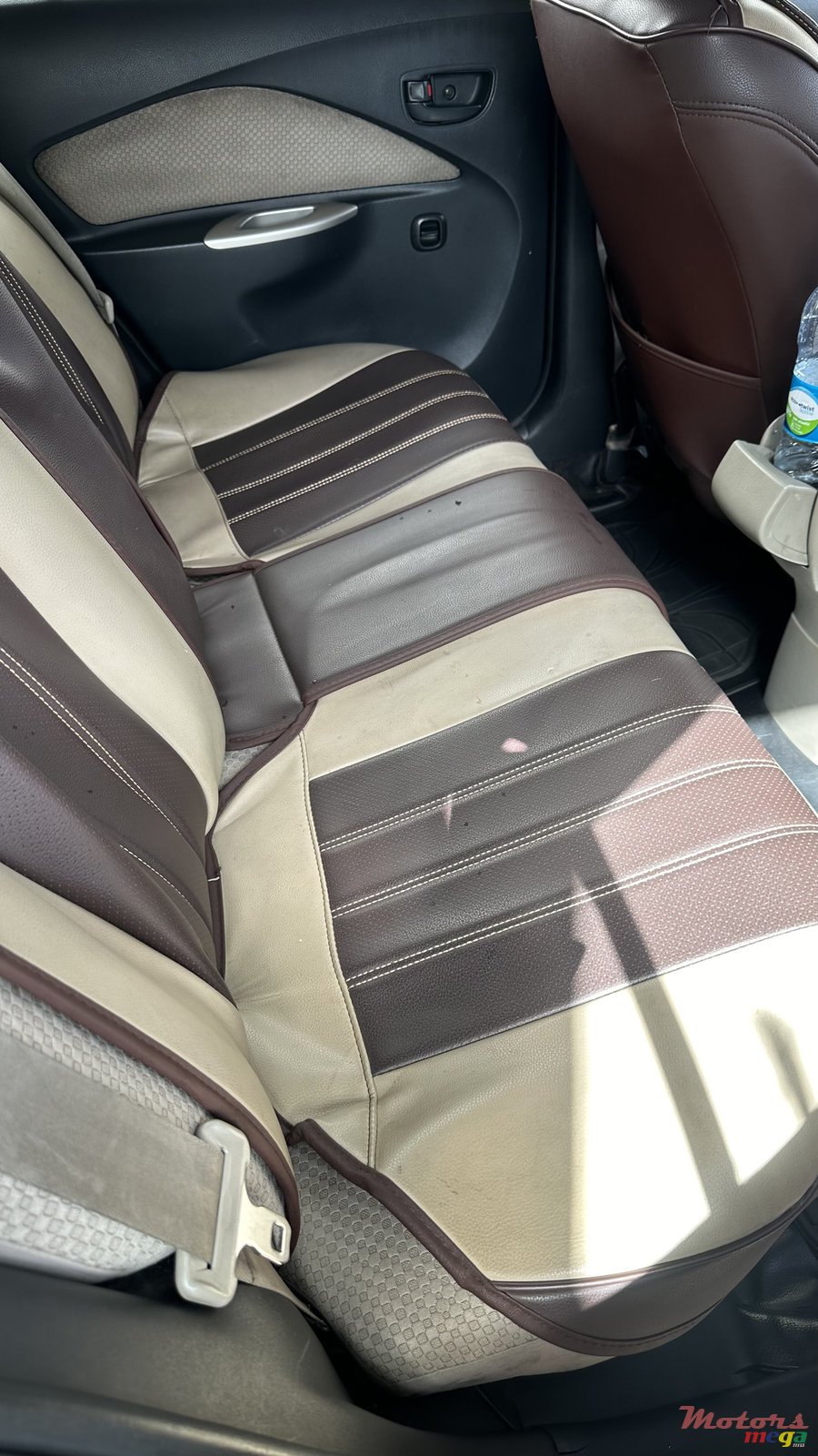 2006' Toyota Belta photo #6