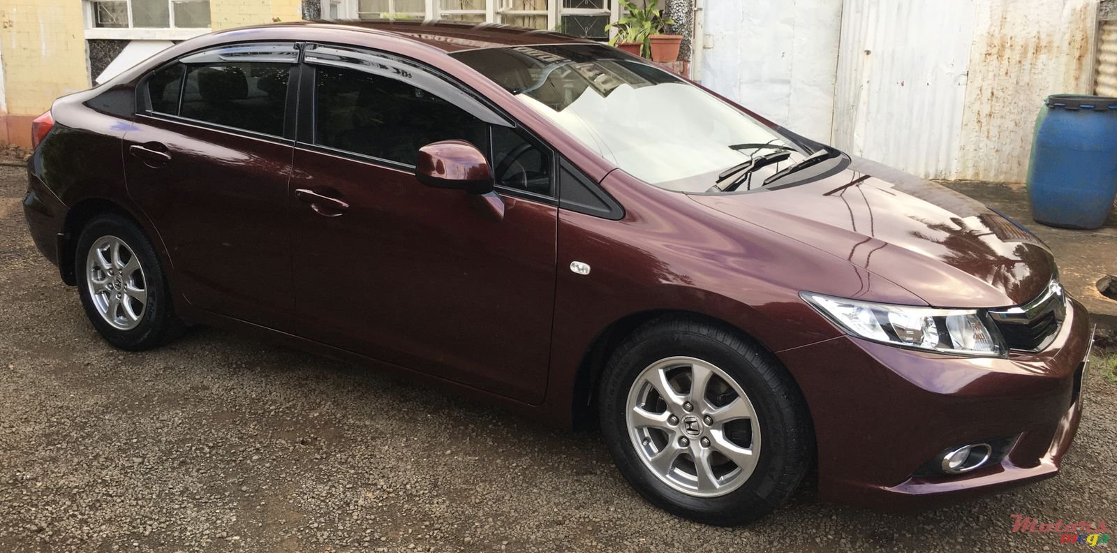 2013' Honda Civic Vxi photo #3