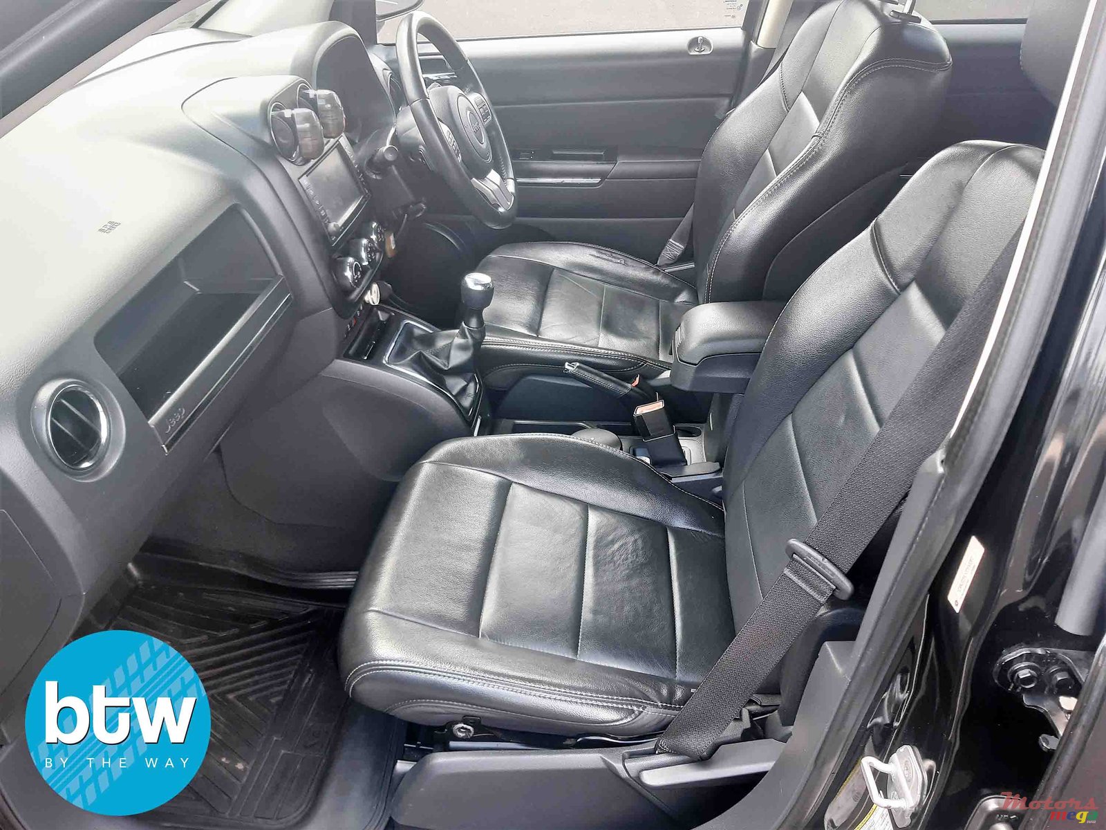 2013' Jeep Compass photo #4