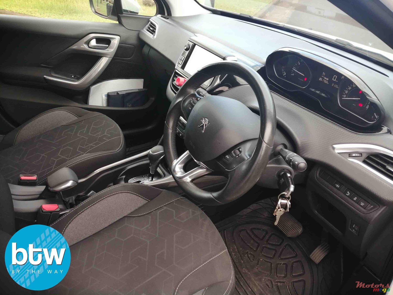 2017' Peugeot 2008 photo #5