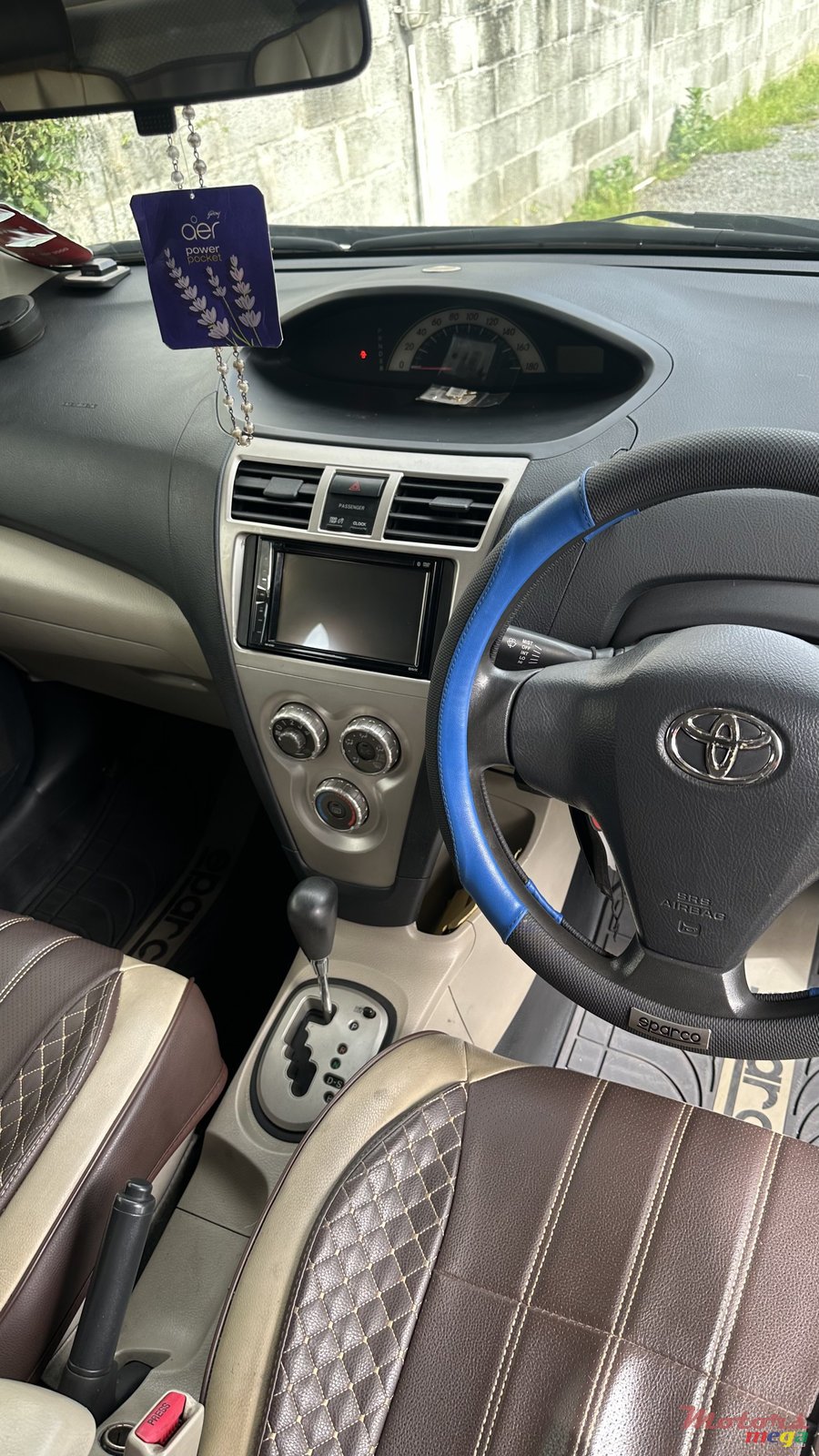 2006' Toyota Belta photo #5