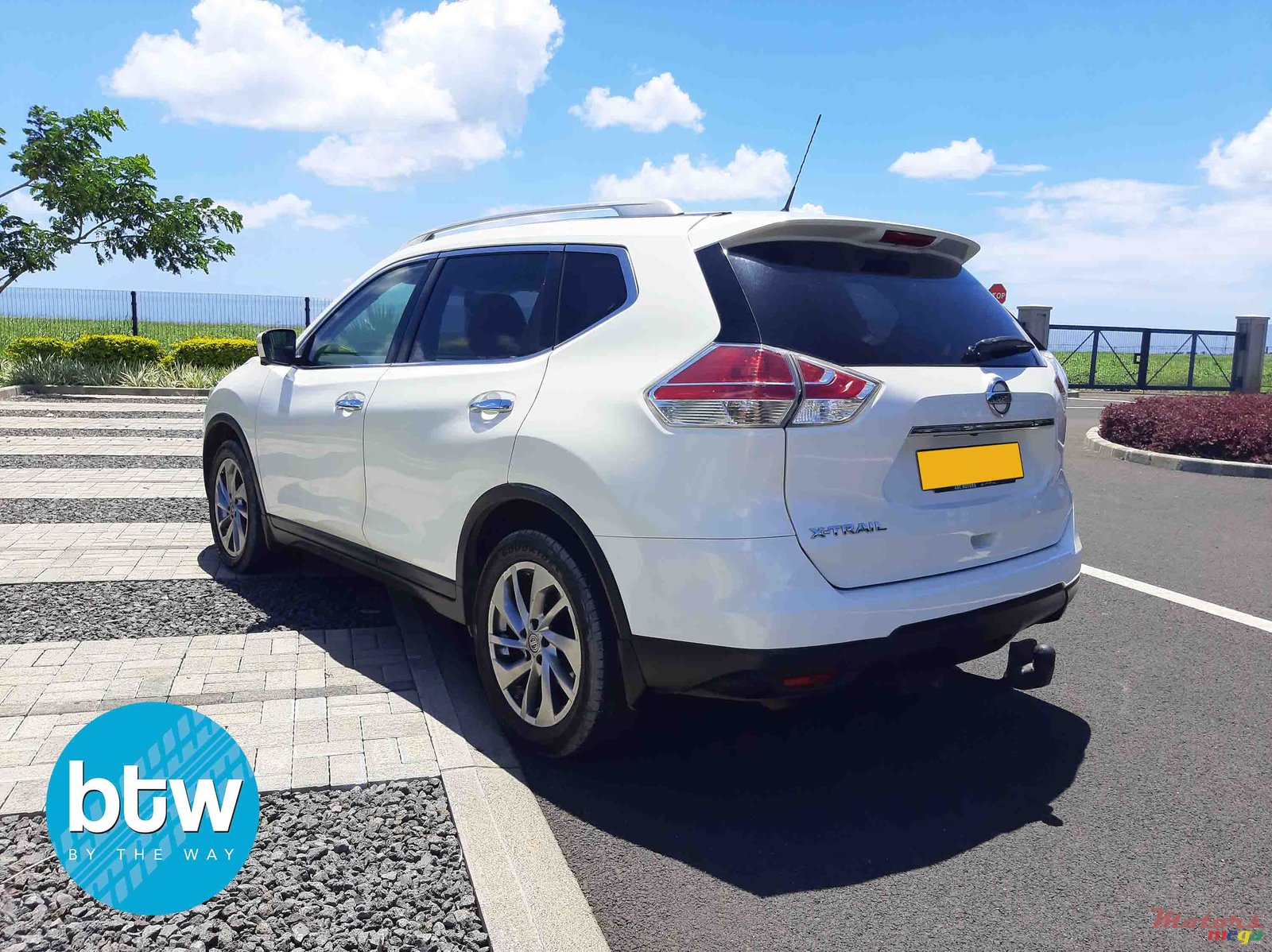 2015' Nissan X-Trail photo #3