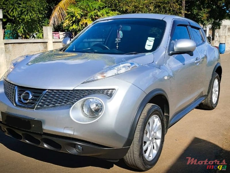 2012' Nissan Juke photo #3