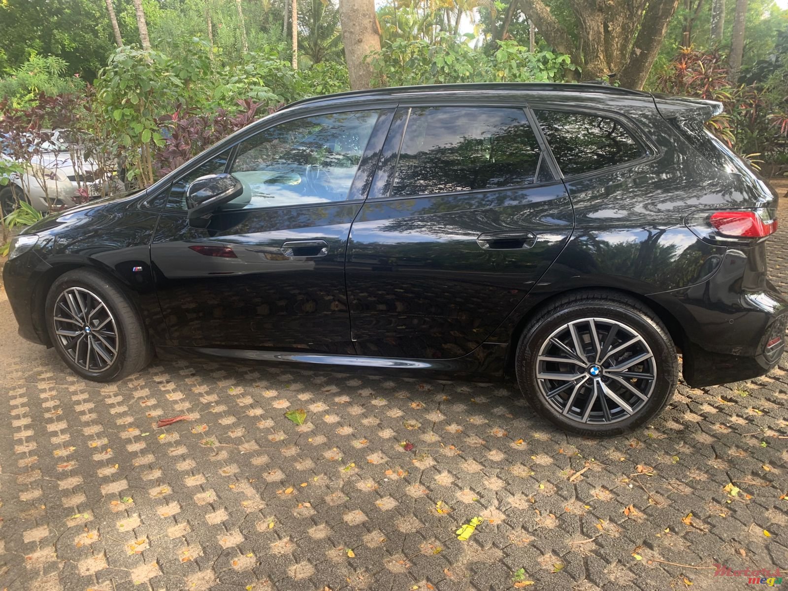 2023' BMW 220 active tourer M sport photo #4