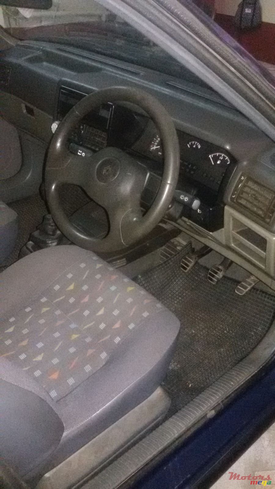 1993' Renault 19 photo #5