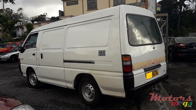 2006' Mitsubishi L300 photo #5