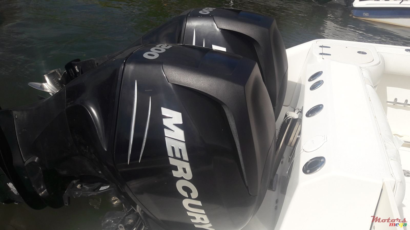 2012' Boston Whaler photo #3