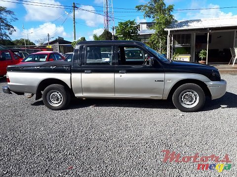 2007' Mitsubishi 4X2 L200 photo #4