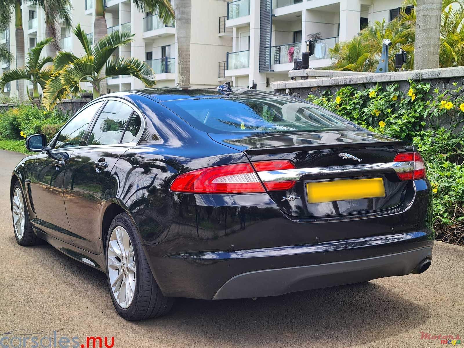 2012' Jaguar XF 2.2 photo #3