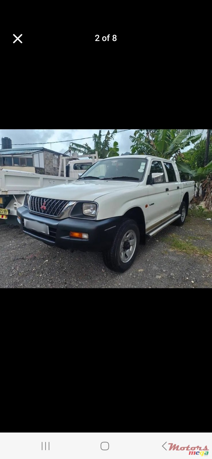 2001' Mitsubishi photo #1