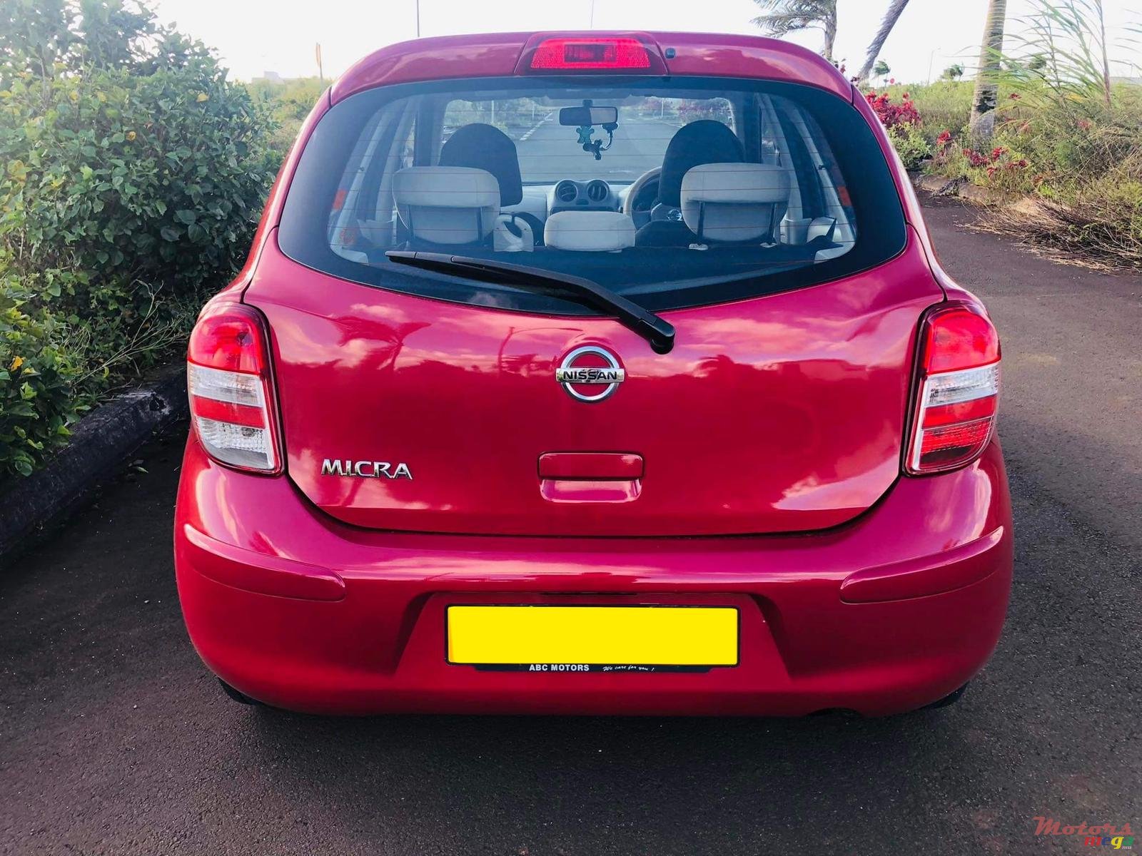 2014' Nissan Micra photo #3