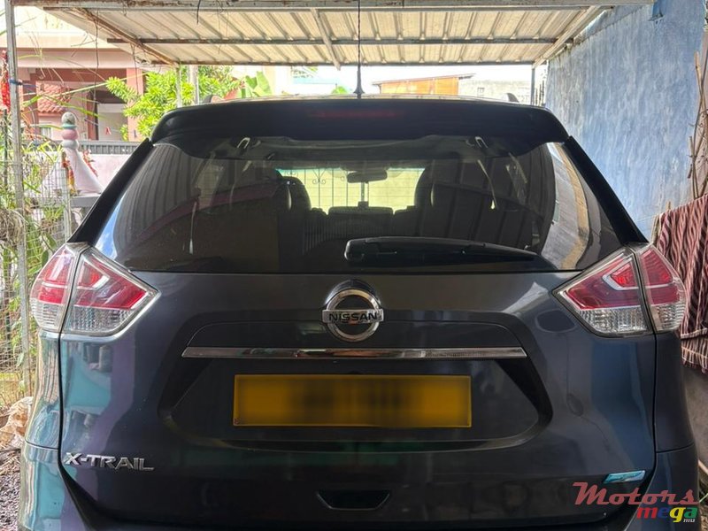 2017' Nissan X-Trail photo #2