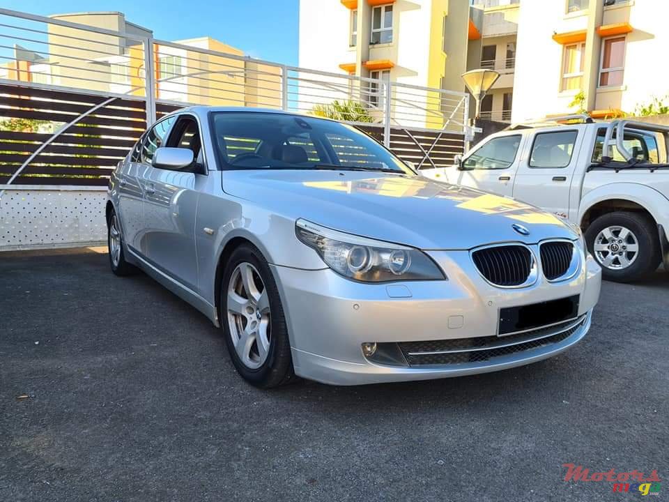 2008' BMW 520 E60 520d photo #1