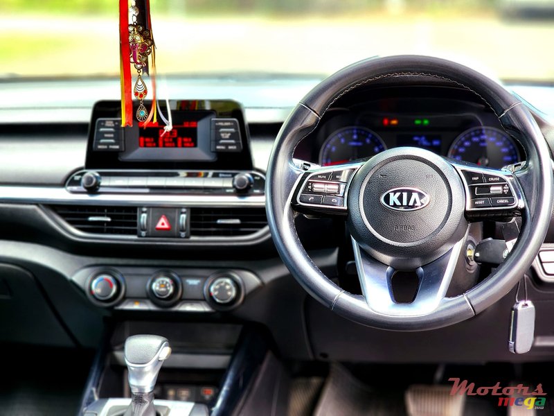 2020' Kia Cerato photo #7