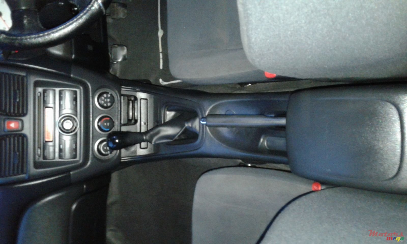 2011' Nissan Sunny photo #4