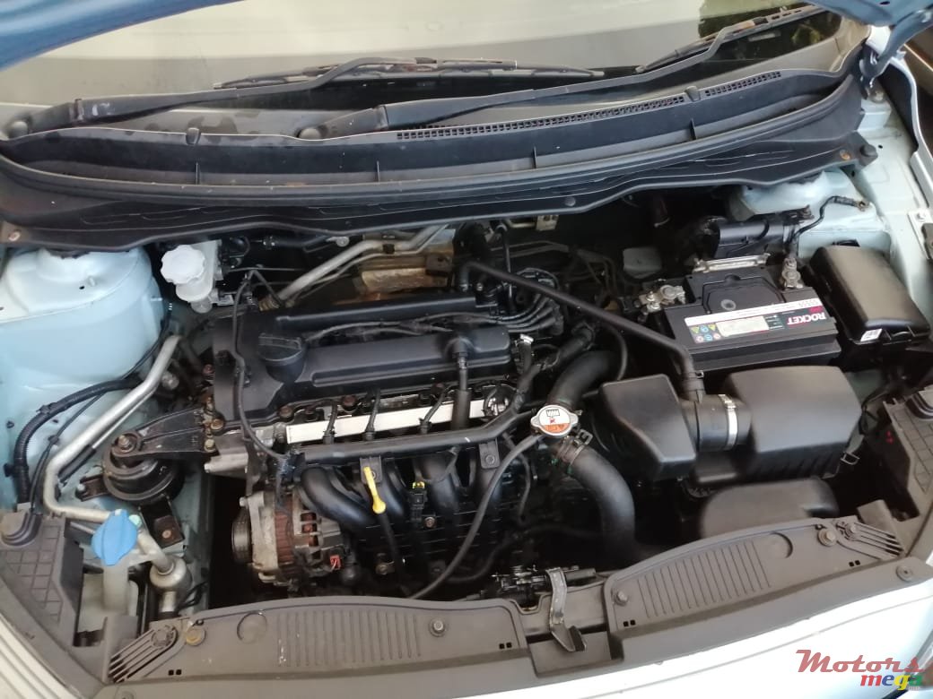 2012' Hyundai i20 photo #2