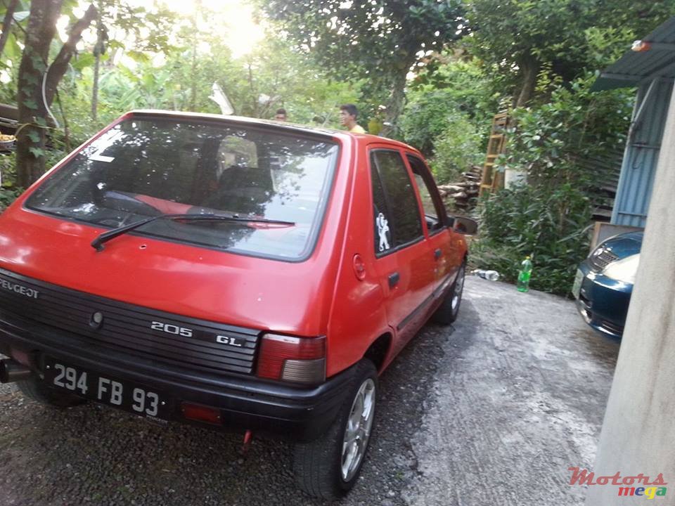 1993' Peugeot 205 photo #6