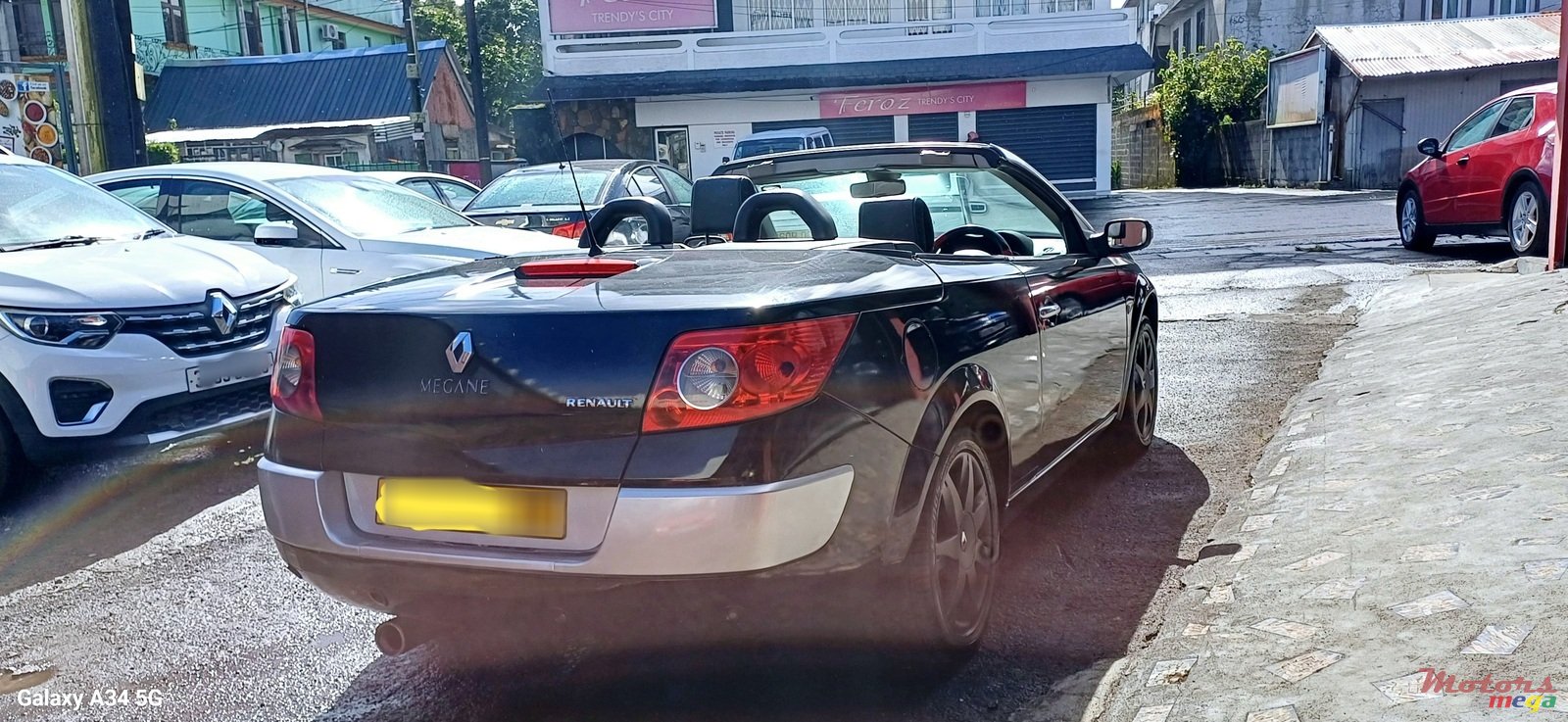 2007' Renault Megane Cabriolet photo #4
