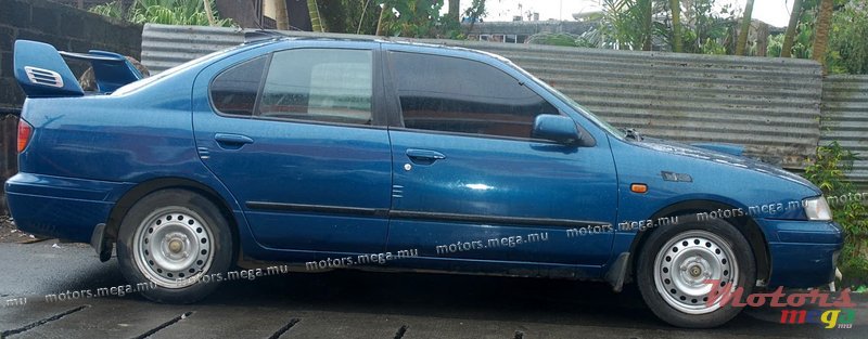 1999' Nissan Primera photo #5