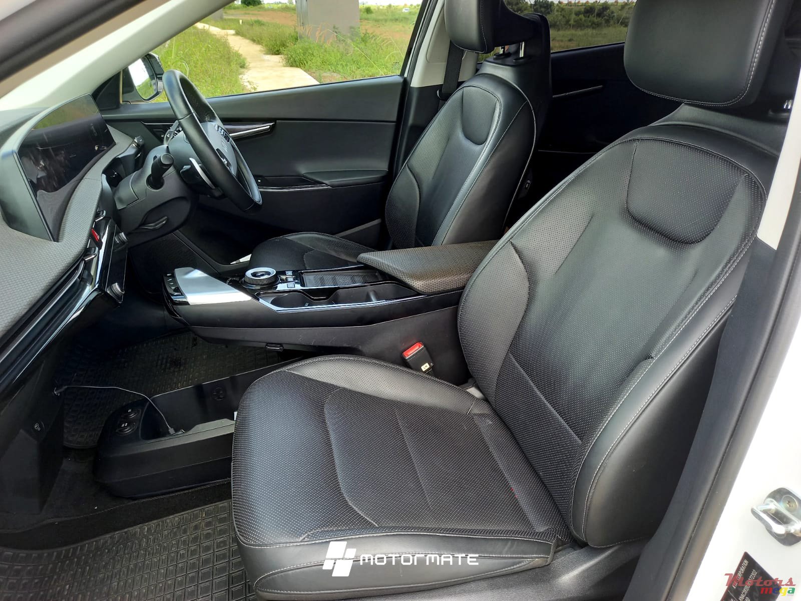 2022' Kia EV6 photo #5