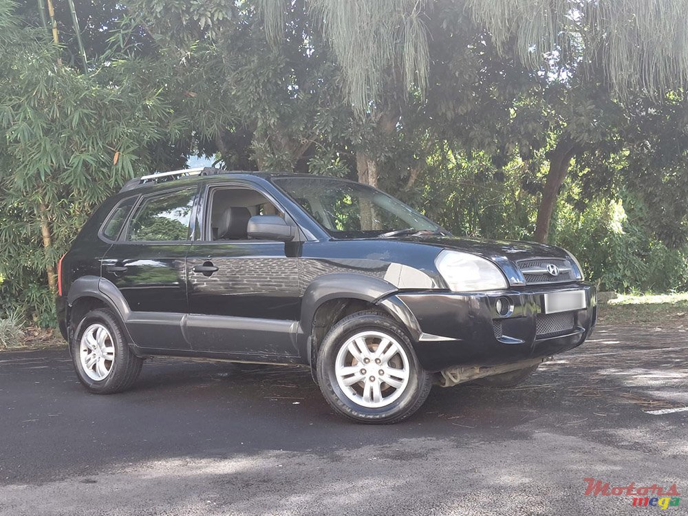 2007' Hyundai Tucson photo #1