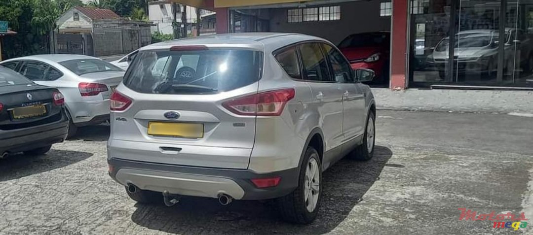 2015' Ford Kuga photo #3