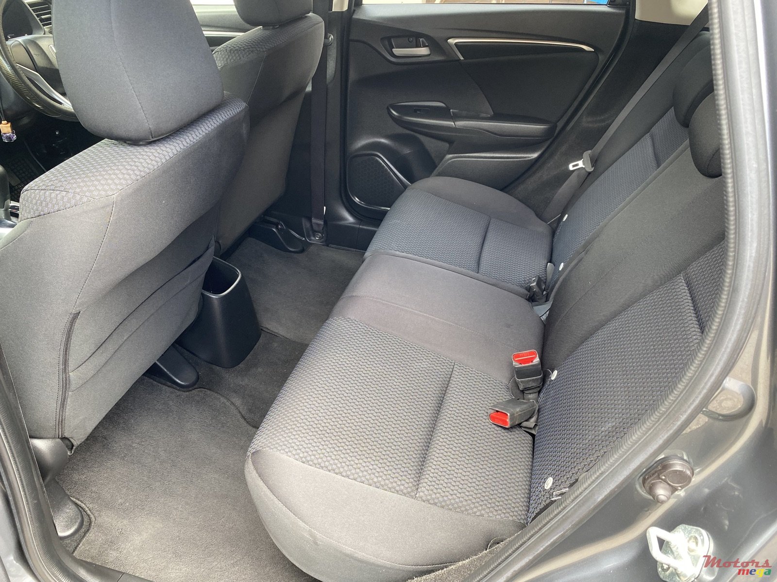 2019' Honda Fit L Package ( petrol ) photo #6