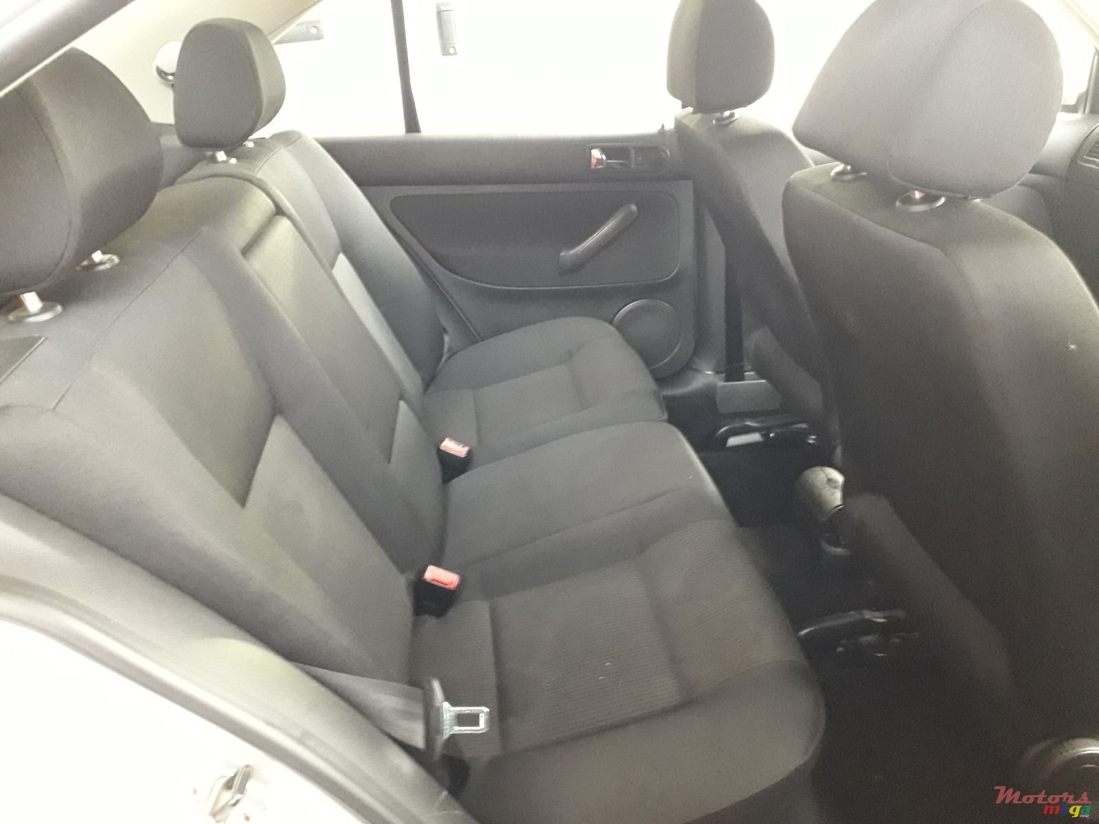 2004' Volkswagen Bora Manual1400cc photo #4