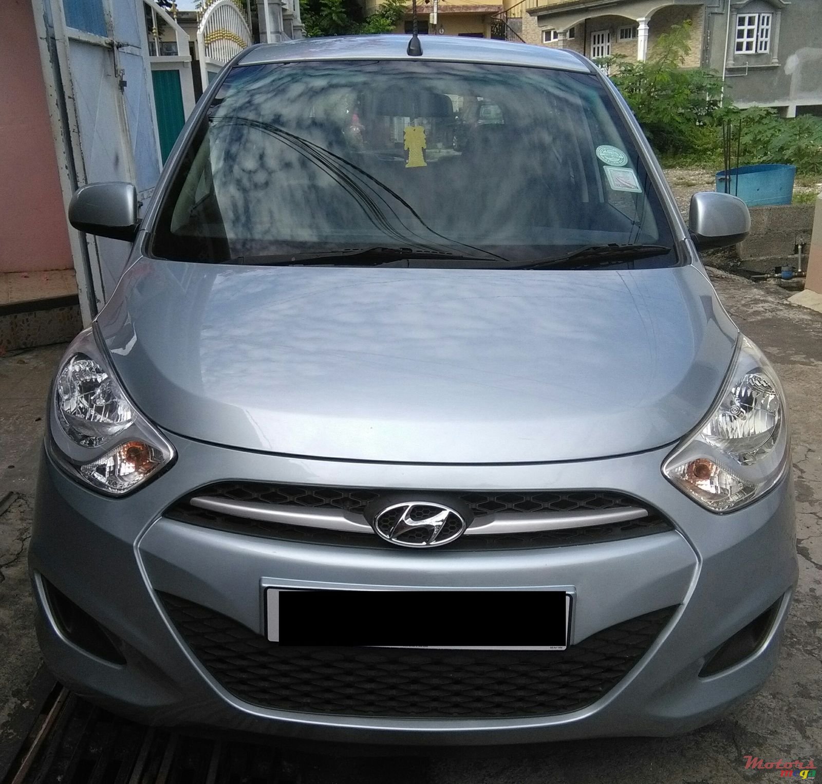 2013' Hyundai i10 photo #1