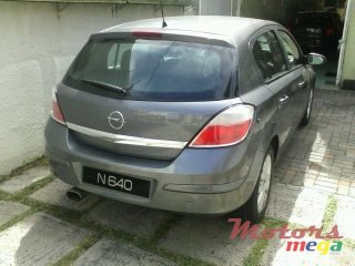 2006' Opel Astra H 1.4 photo #2